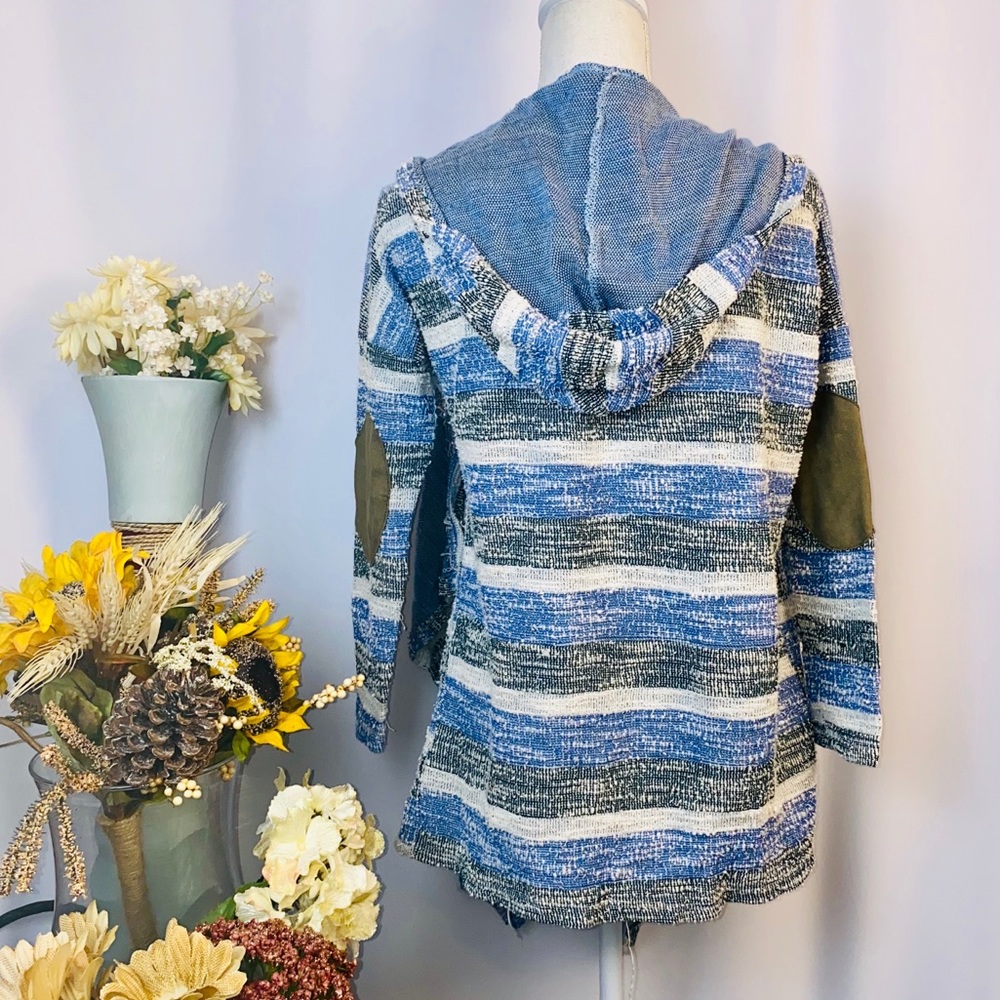 Style Rack Cardigan with a Hoodie size Small - Picture 3 of 6